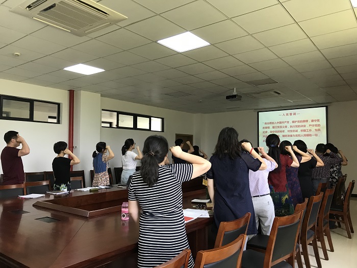 1530346138840090130.jpg 七一活动~.jpg